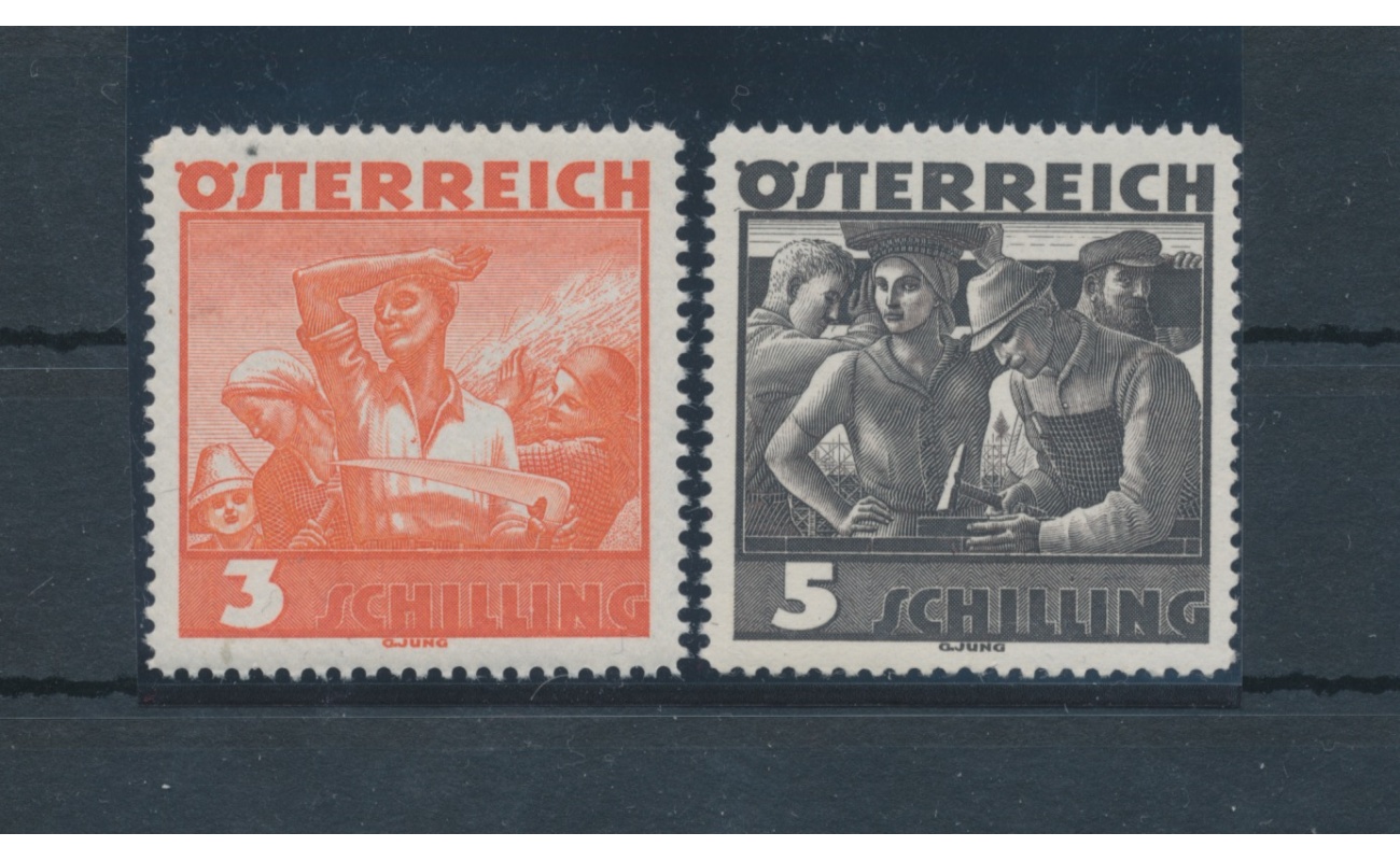 1936  AUSTRIA , n. 482/483 - Costumi Popolari -  MNH**