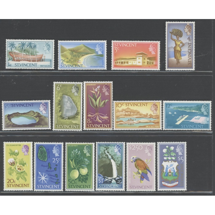 1965-67 ST. VINCENT - Stanley Gibbons n.  231/245 serie di 16 valori - MNH**