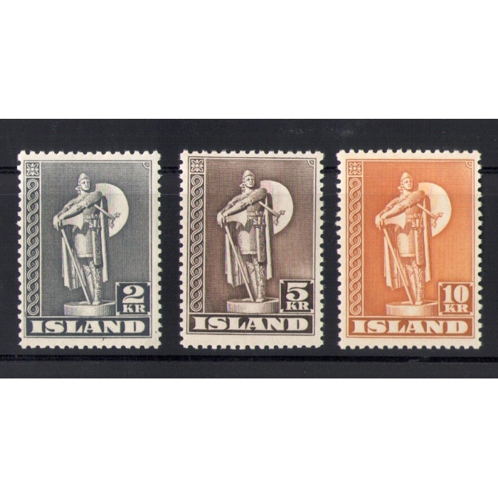 1939-47 ISLANDA ,   Statua di Karlsefni , 4 val n° 186I-188I dentellatura 11 1/2  MNH**