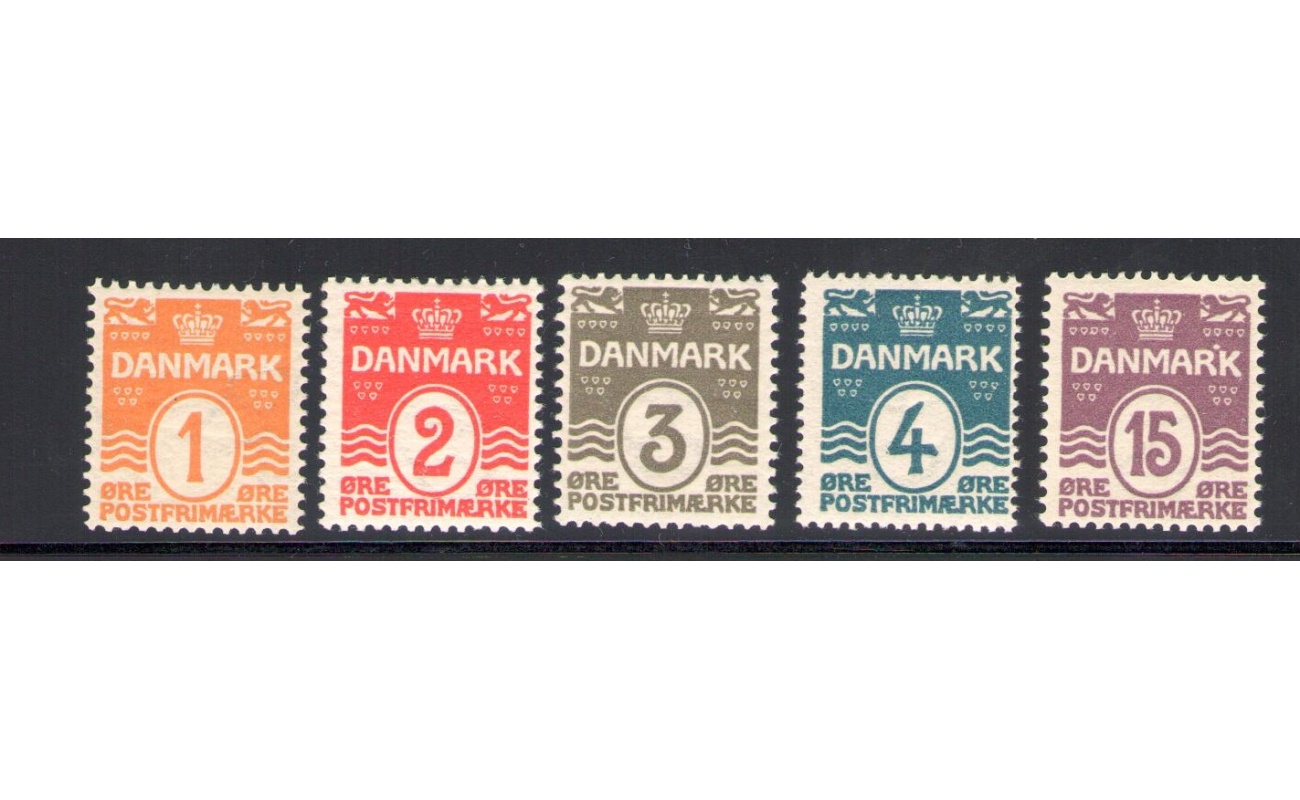 1905-06 DANIMARCA , Serie Ordinaria , Cifra in Ovale - 5 valori n° 48/52 MNH**