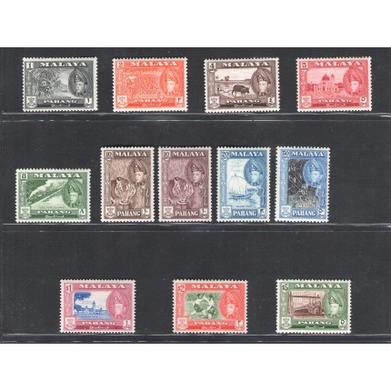 1957-62 PAHANG, Stanley Gibbons n.  75-86 - serie di 12 valori - Sultan Sir Abu Bakar - MNH**