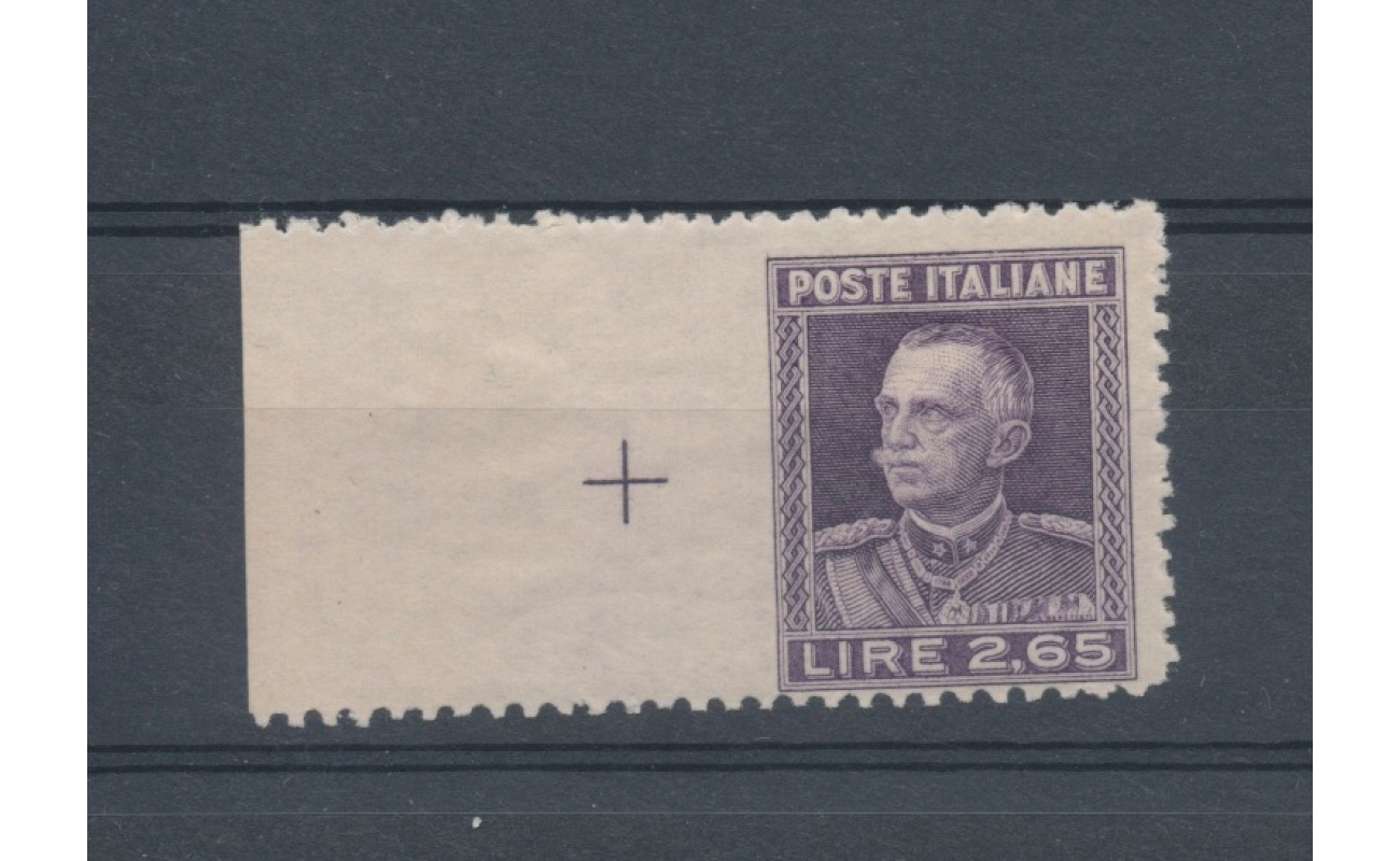 1927 Italia - Regno , Effige di Vittorio Emanuele III , 2,65 Lire violetto non dentellato a sinistra con margine integrale di foglio , n 217g - MNH**
