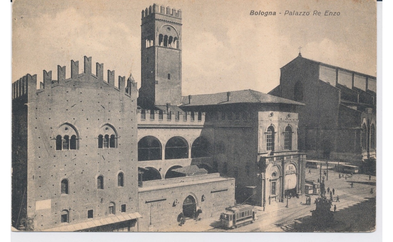 Bologna  Palazzo Re Enzo  VIAGGIATA