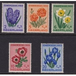 1953 OLANDA, NEDERLAND - n° 590/594  5 valori  MNH/**